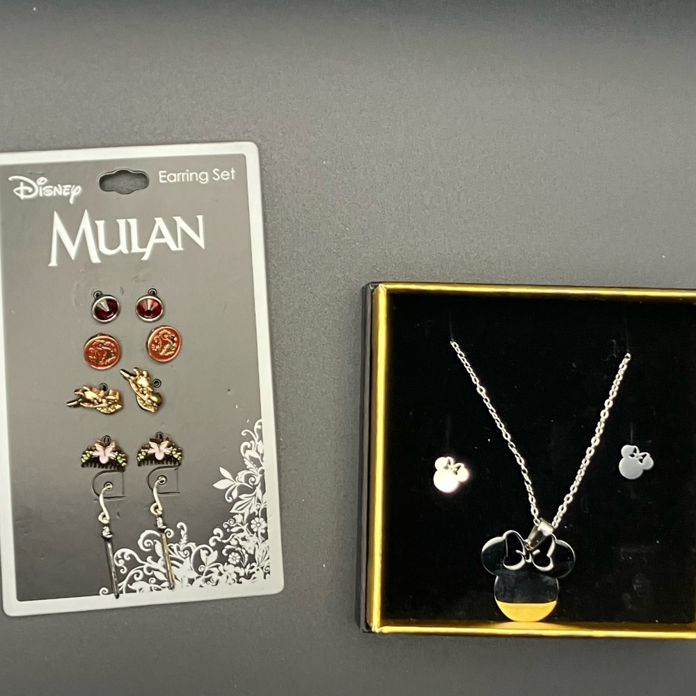 Disney Mulan Earring Set